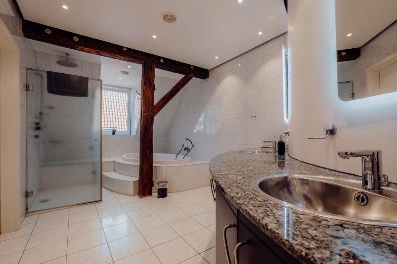 Luxurioese Und Stilvolle Ferienwohnung In Bester Lage Bremens Esterno foto