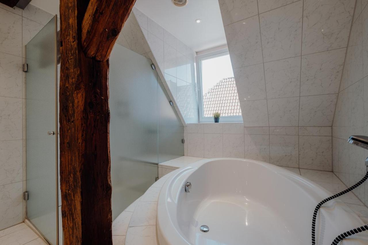 Luxurioese Und Stilvolle Ferienwohnung In Bester Lage Bremens Esterno foto