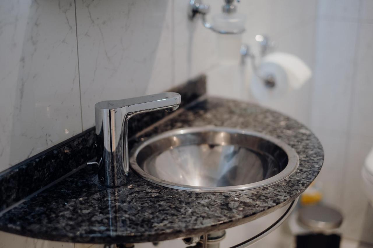 Luxurioese Und Stilvolle Ferienwohnung In Bester Lage Bremens Esterno foto
